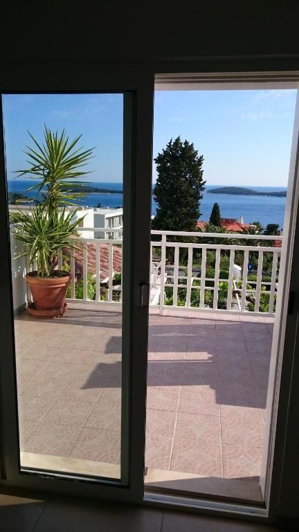 Apartments Mare 2 Hvar Town Exterior foto
